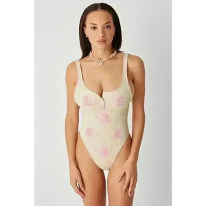 Frankie’s Bikinis New With Tags